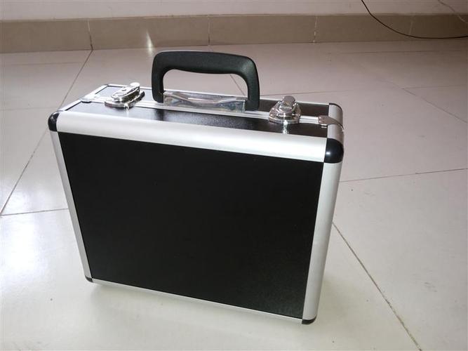 供應(yīng) 濟南市廠家專業(yè)定做鋁合金儀器儀表箱